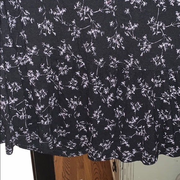 XXL black long sleeve peplum shirt - Picture 2 of 3